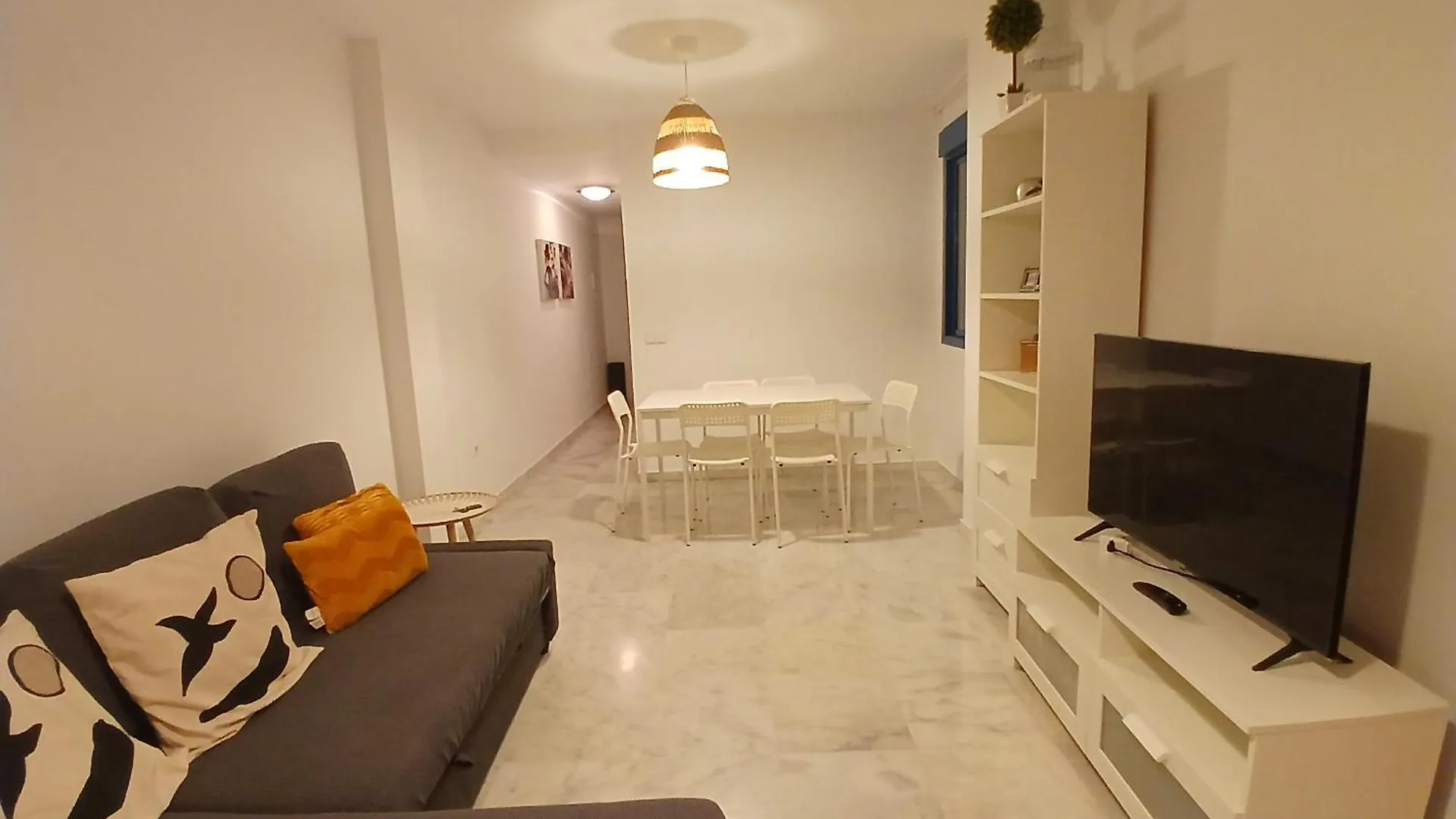 Centro Y Playa Apartment Malaga